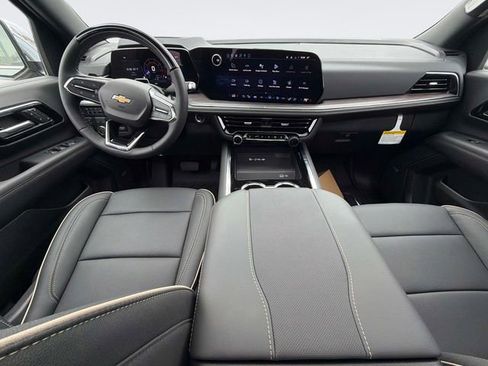 New 2026 Chevrolet Suburban Premier AWD/4WD image 20