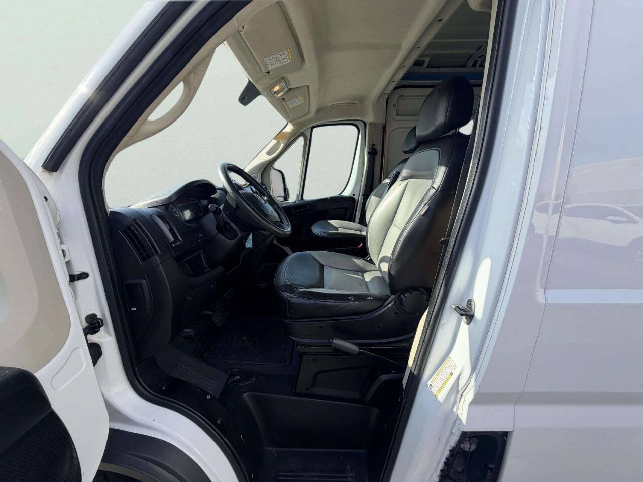 Used 2019 RAM ProMaster 2500 FWD image 18