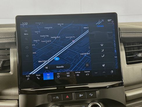 Used 2024 Ford Expedition Max XLT image 21