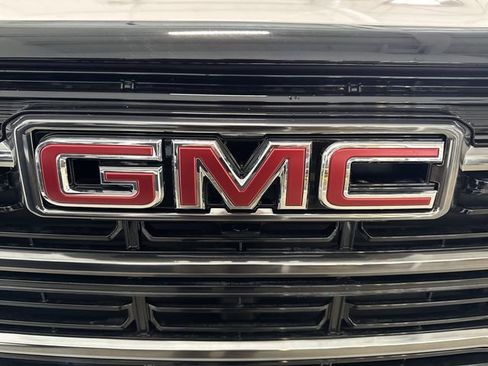 New 2026 GMC Terrain AT4 w/ LPO, Floor Liner Package image 30