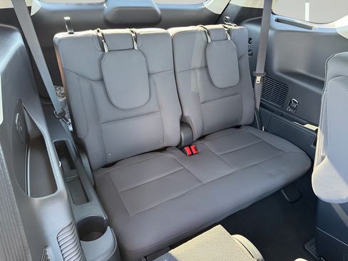 Used 2026 Ford Explorer Active RWD image 30