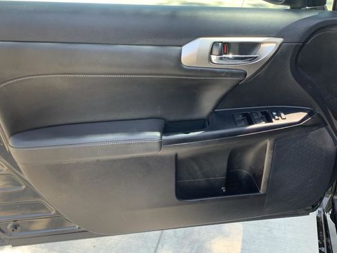 Used 2017 Lexus CT 200h image 11