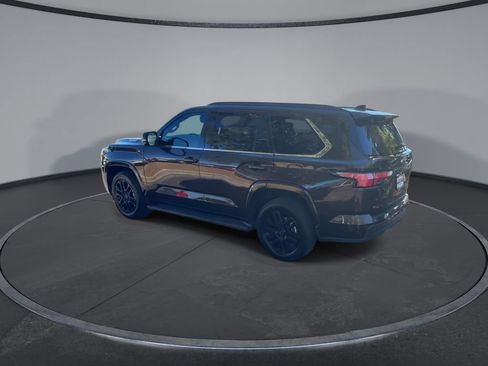 Used 2023 Toyota Sequoia SR5 w/ SR5 Premium Package image 10