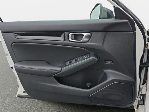 Used 2024 Honda Civic Touring image 27