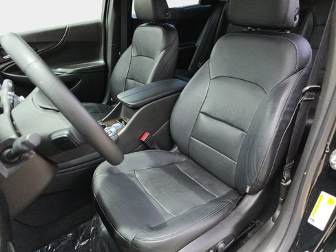Used 2016 Chevrolet Malibu Premier w/ Driver Confidence Package II FWD image 17
