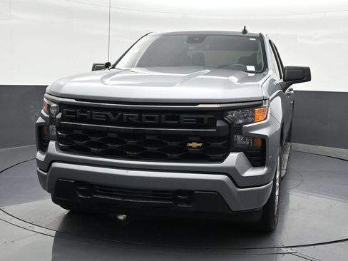 Used 2023 Chevrolet Silverado 1500 Custom RWD image 9