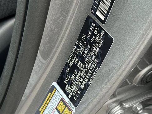 New 2025 Kia K4 EX image 31