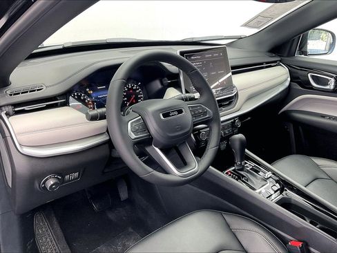 New 2026 Jeep Compass Limited image 4