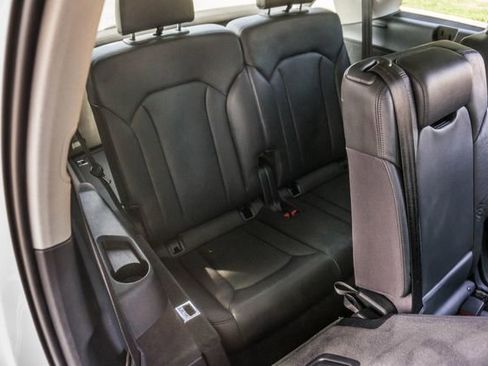 Used 2017 Audi Q7 3.0T Premium image 47