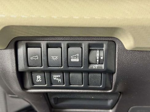 Used 2020 Subaru Ascent Premium w/ Sport Package image 19