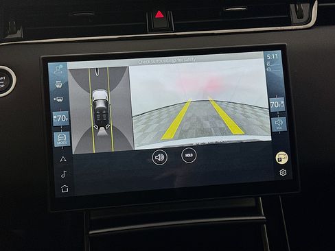 Used 2025 Land Rover Range Rover Evoque S image 23