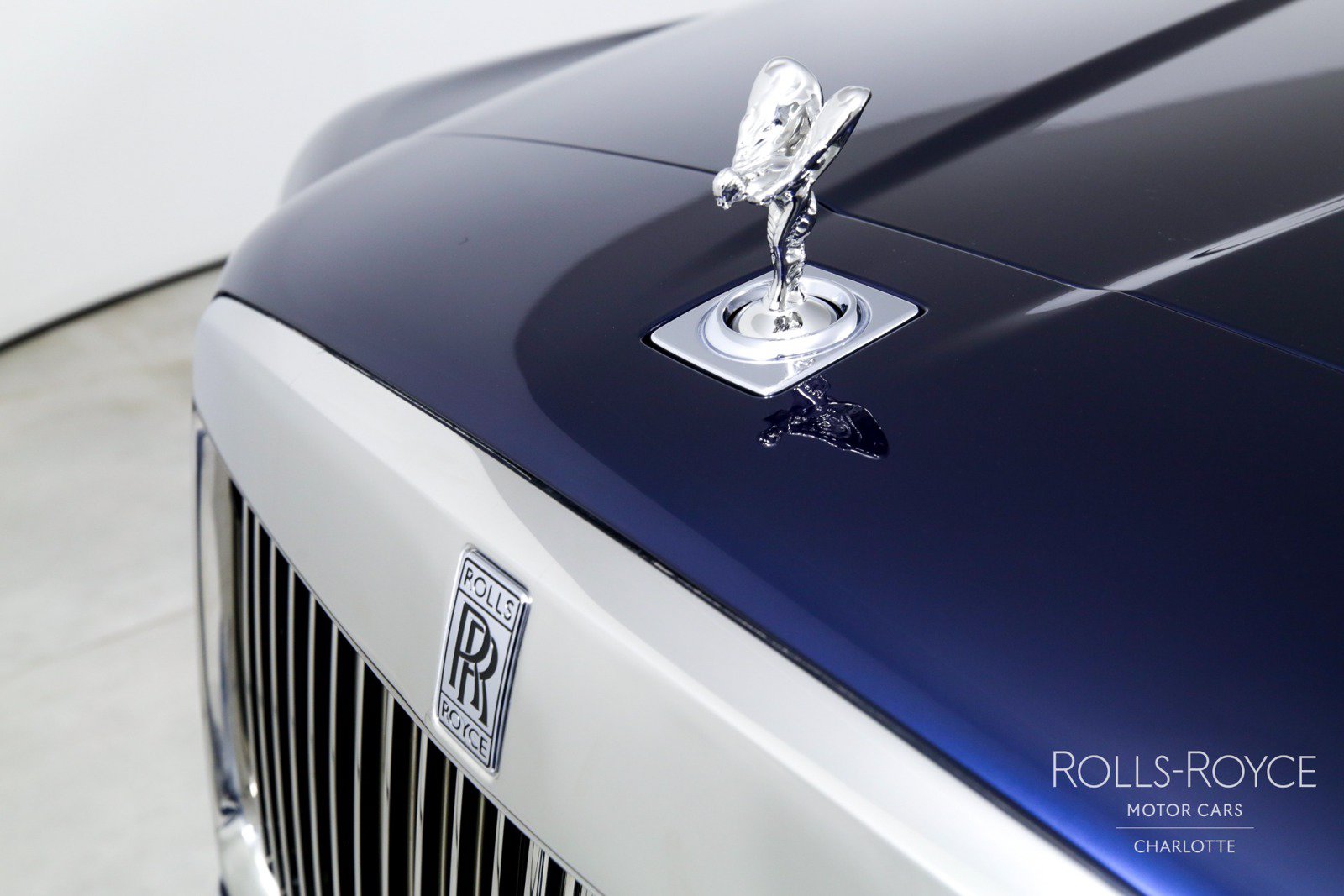 Certified 2024 Rolls-Royce Cullinan AWD/4WD image 46