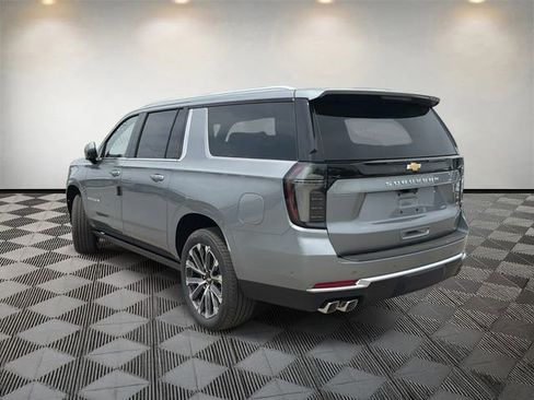New 2026 Chevrolet Suburban High Country AWD/4WD image 7