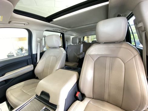 Used 2023 Ford Expedition Limited AWD/4WD image 13