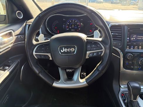 Used 2017 Jeep Grand Cherokee SRT AWD/4WD image 14