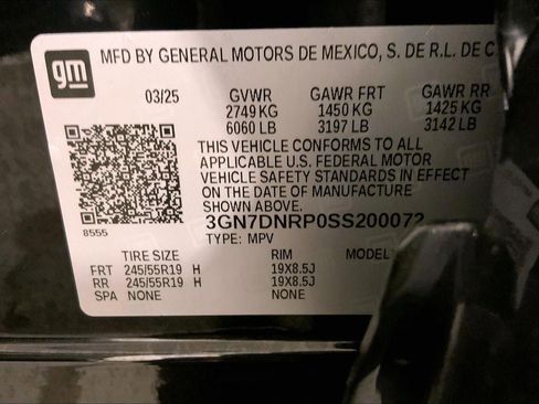 Used 2025 Chevrolet Equinox EV LT image 31