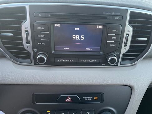 Used 2017 Kia Sportage LX image 22