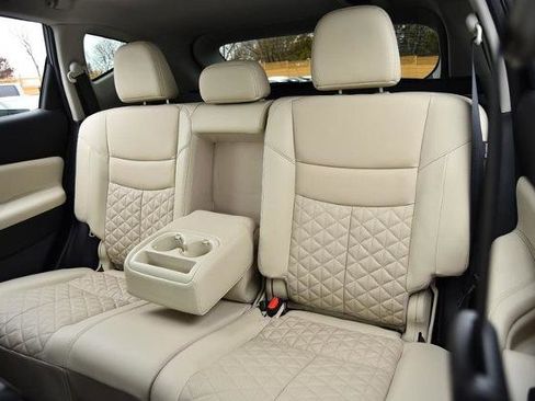 Certified 2024 Nissan Murano Platinum w/ Cargo Package image 27