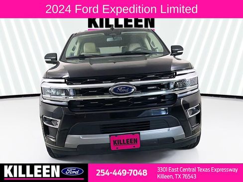 Used 2024 Ford Expedition Limited AWD/4WD image 2