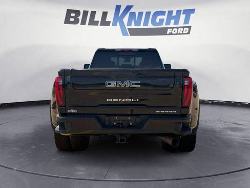 Used 2024 GMC Sierra 3500 Denali Ultimate AWD/4WD image 4