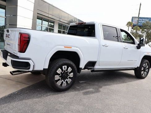 New 2026 GMC Sierra 2500 Denali w/ Denali Reserve Package image 8