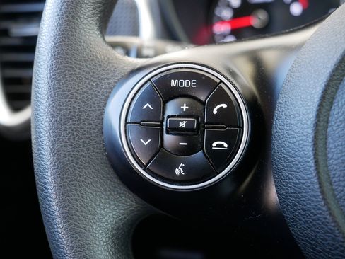 Used 2021 Kia Soul LX image 28