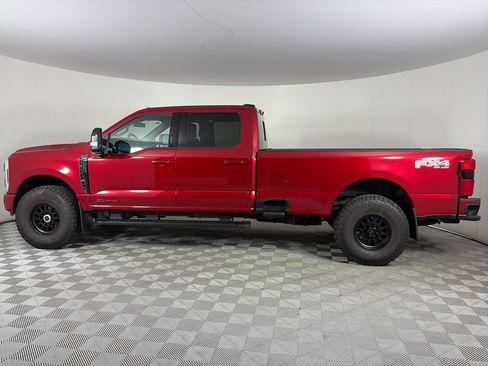 Used 2024 Ford F250 Lariat w/ Lariat Ultimate Package AWD/4WD image 4