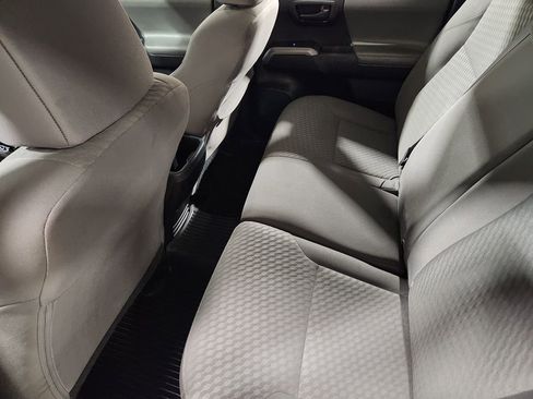 Used 2022 Toyota Tacoma SR5 RWD image 50