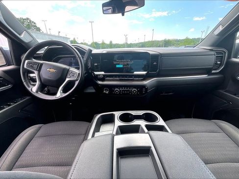 Used 2023 Chevrolet Silverado 1500 LT AWD/4WD image 21
