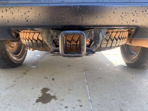 Certified 2023 Chevrolet Silverado 1500 W/T w/ Z71 Off-Road Package image 13