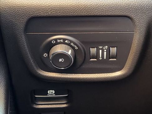 Certified 2021 Jeep Grand Cherokee L Limited AWD/4WD image 21