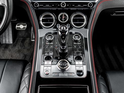Certified 2020 Bentley Continental GT AWD/4WD image 33