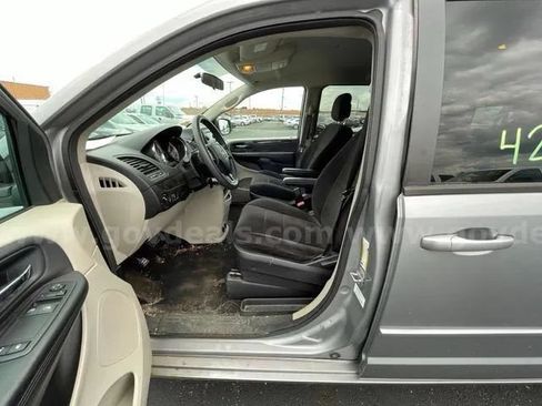 Used 2013 Dodge Grand Caravan SE FWD image 15