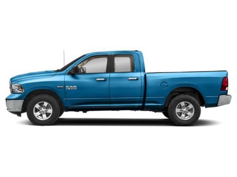 Used 2024 RAM 1500 Classic SLT AWD/4WD image 3