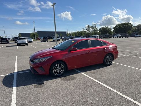Used 2023 Kia Forte LXS FWD image 15