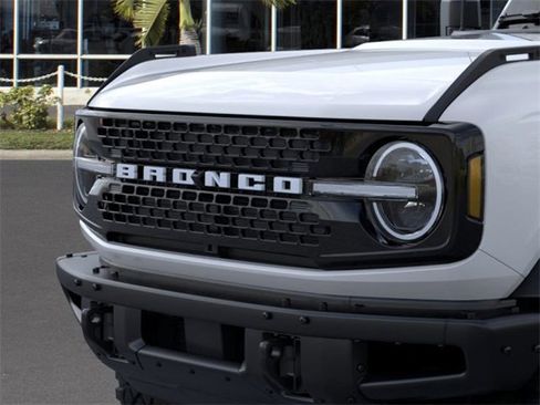 New 2025 Ford Bronco Badlands w/ Sasquatch Package image 19