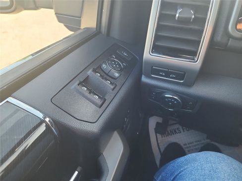 Used 2022 Ford F250 Platinum w/ Tremor Off-Road Package image 33