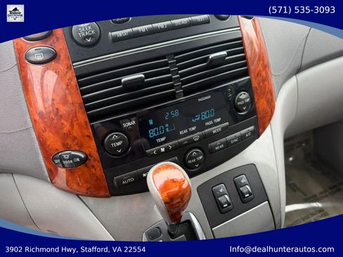 Used 2006 Toyota Sienna XLE Limited FWD image 30