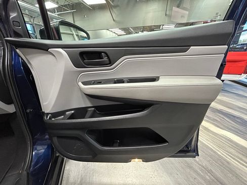Used 2020 Honda Odyssey EX image 38