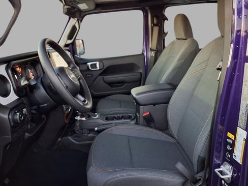 New 2026 Jeep Gladiator Sport image 19