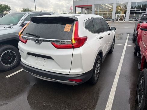 Used 2019 Honda CR-V LX image 2