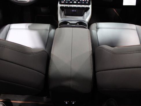 New 2026 GMC Terrain AT4 w/ Convenience Package III image 29