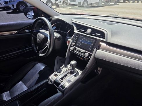 Used 2020 Honda Civic Touring image 7
