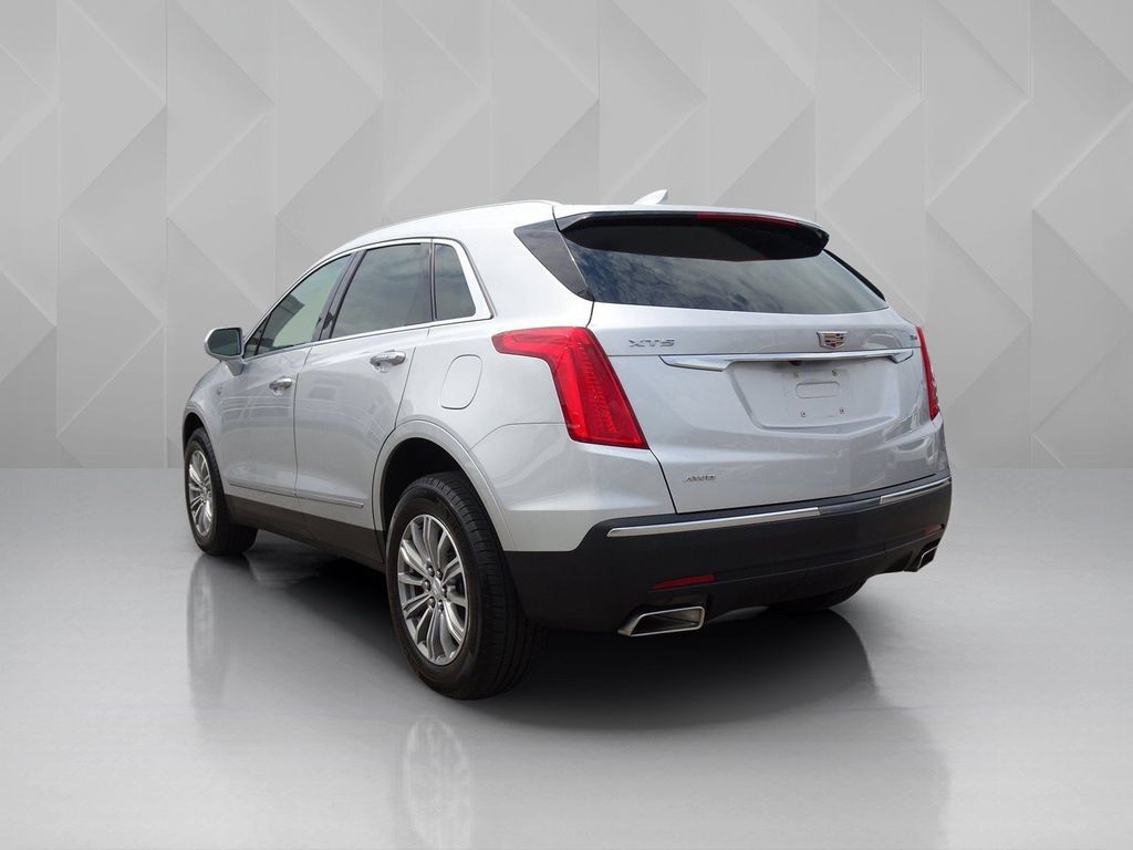 Used 2019 Cadillac XT5 Luxury AWD/4WD image 3