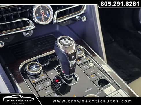 Used 2024 Bentley Flying Spur S V8 AWD/4WD image 40
