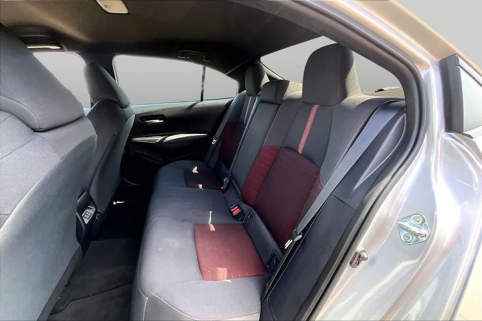 Used 2025 Toyota Corolla SE FWD image 20