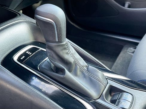 Used 2022 Toyota Corolla SE image 16