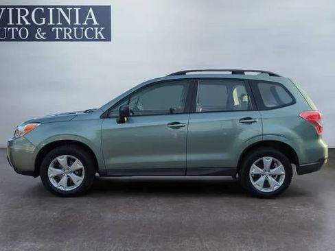 Used 2016 Subaru Forester 2.5i w/ Alloy Wheel Package AWD/4WD image 2