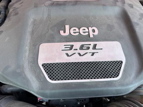 Used 2012 Jeep Wrangler Sport AWD/4WD image 31