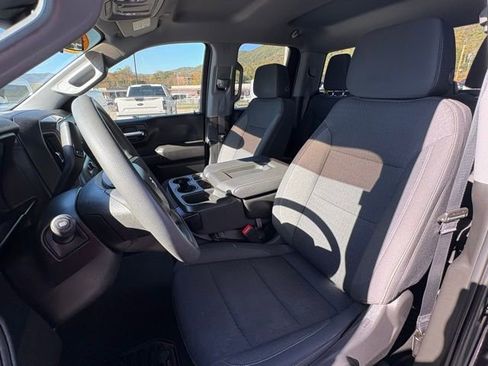 Used 2022 Chevrolet Silverado 1500 Custom image 23